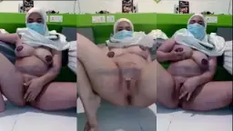 Toge Pakai Mukenah Colok Memek Video by PlayBokep